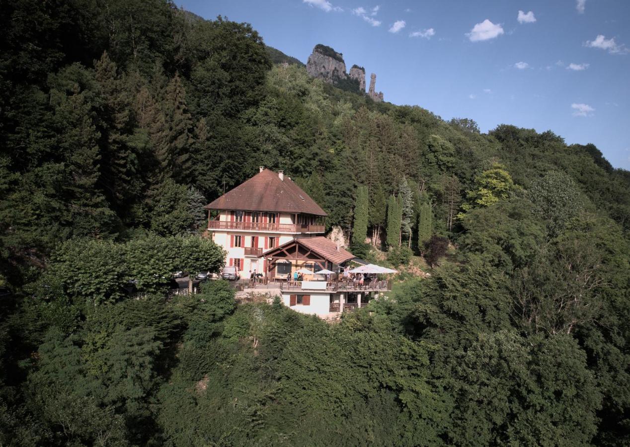 Auberge Du Pont De L'Abime Gruffy Esterno foto